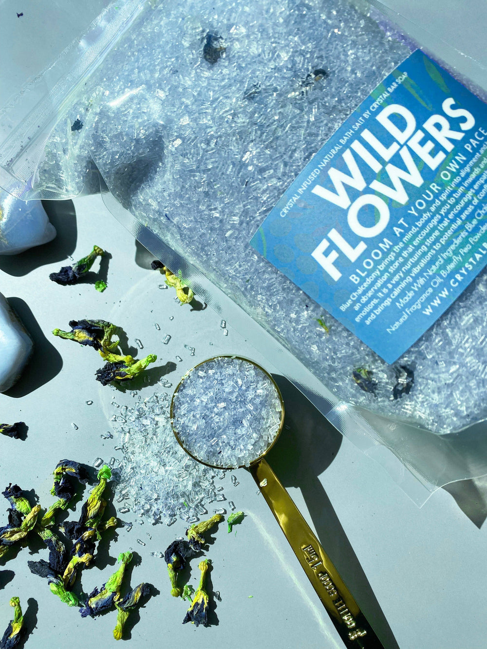 WILD FLOWERS 30 oz Crystal Infused Mineral Soaking Salt