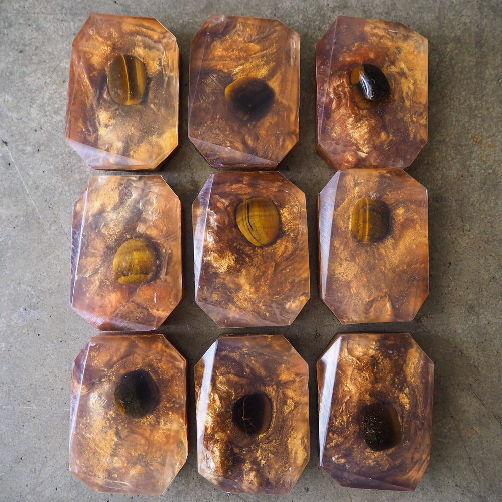 Copper Warrior – Crystal-Infused Handmade Bath Bomb | Strength & Energy