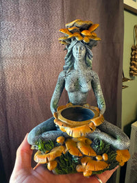 Resin Inc.Hold./Backflow & T-Light Hold.-Mushroom Goddess