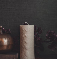 MOON PHASES CANDLE | PILLAR: White
