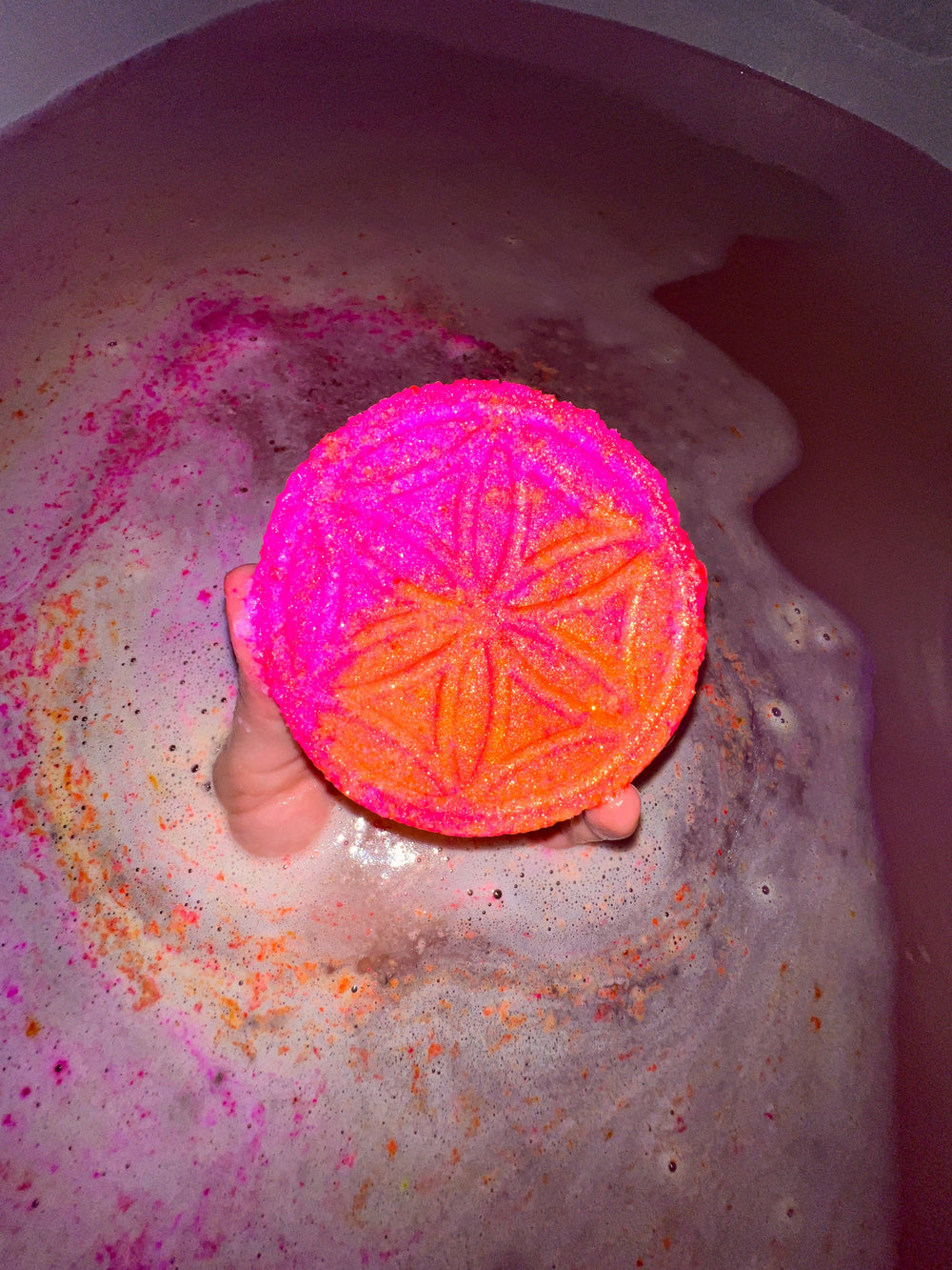FLOWER OF LIFE - SPRING CRYSTAL INFUSED BATH BOMB