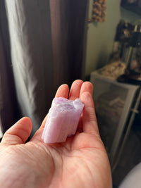 Purple Kunzite intuitively pick