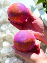 Venus Rebirth - Vegan Crystal Infused Bath Bomb